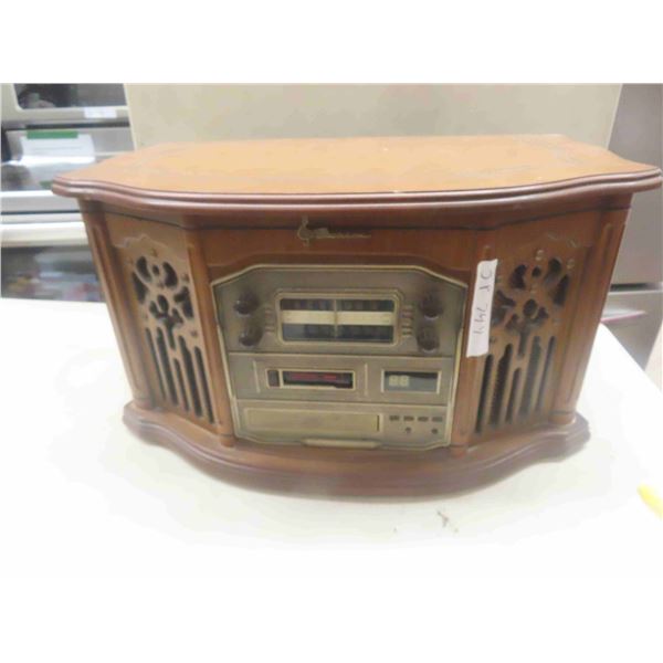 Emerson Vintage Style Record / Radio/ Cassette/ CD Player