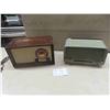 Image 1 : 2 Old Radios ; Philco Transitune & Thorcraft