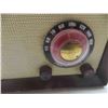 Image 4 : 2 Old Radios ; Philco Transitune & Thorcraft