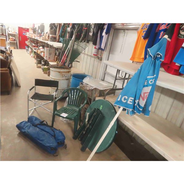 Nestle Umbrella, 3 Outside Chairs, Green Outdoor Table + Chair