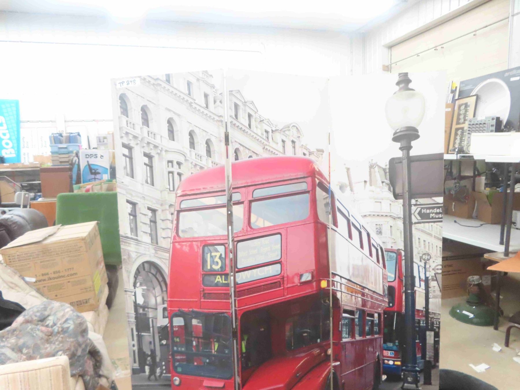 Bus Divider Tall London Bus Room Divider/ Picture 48