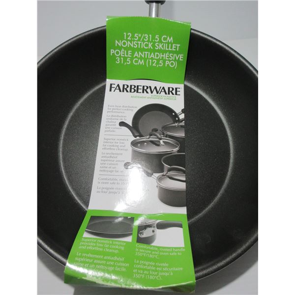 NEW:  FARBERWARE 12.5" NONSTICK SKILLET