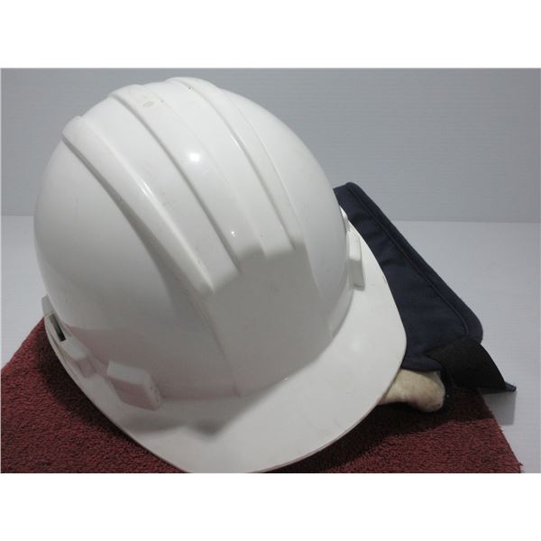 SEIZURE:  WHITE HARD HAT & LINER