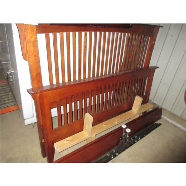 SEIZURE:  MISSION STYLE QUEEN SIZE HEADBOARD, FOOTBOARD & RAILS
