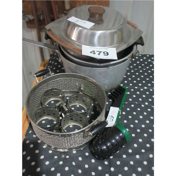 STAINLESS STEEL CASSEROLE, CUP HOLDERS, CASSEROLE HOLDER, POTS, & 5 SAUCE LADELS - BUNDLE
