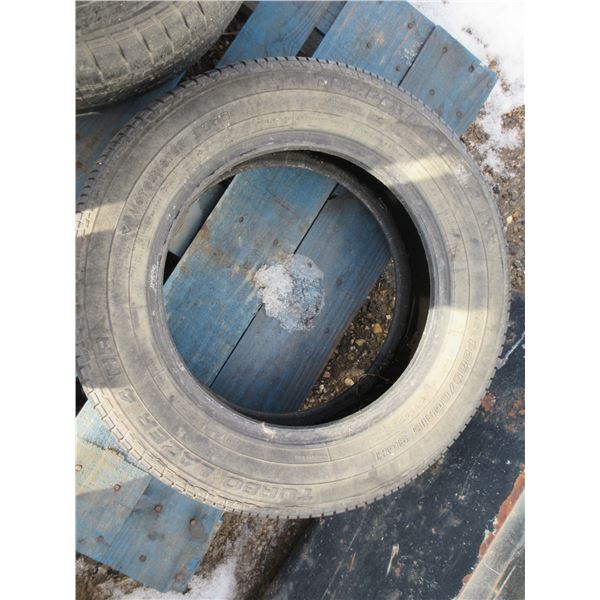 1 - TURBO LAZER 4HR (P205/60/R15) TIRE