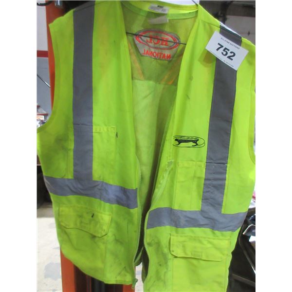ESTATE:  2 SAFETY VESTS (SIZE XXXL & XXL)