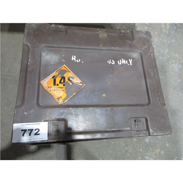 COLLECTIBLE:  US AMMO BOX