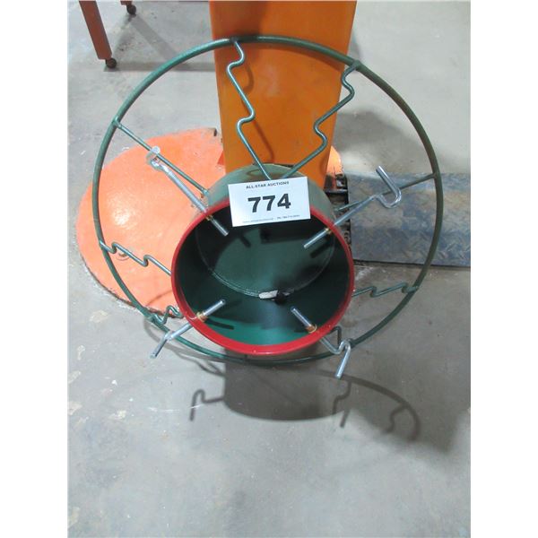 NEW:  CHRISTMAS TREE STAND