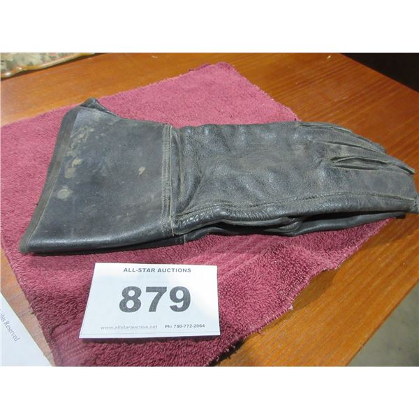 SEIZURE:  BLACK RIDING GLOVES (SIZE LARGE)
