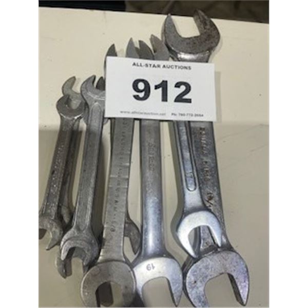 SEIZURE:  LOT OF SPECIALTY TOOLS