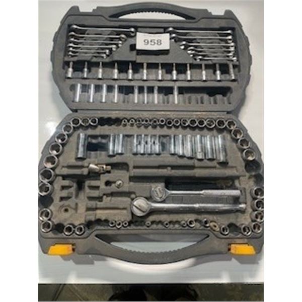 SEIZURE:  MASTERCRAFT SET OF TOOLS & WRENCHES