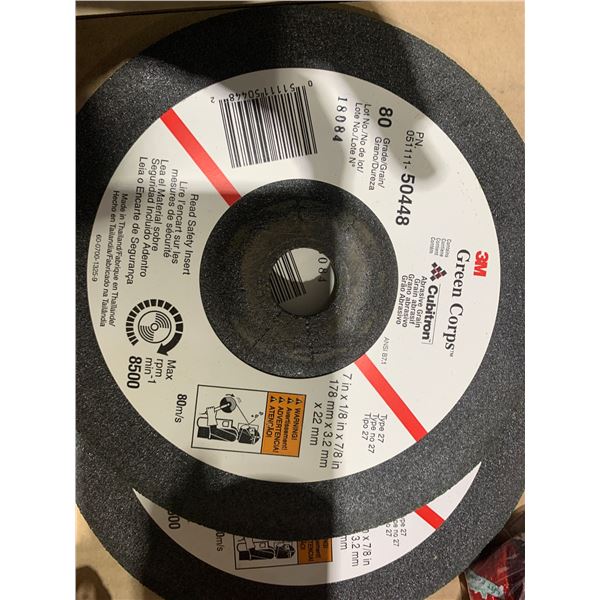 NEW:  3M GREEN CORPS 80 GRAIN CUTTING DISCS (2)
