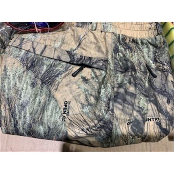NEW:  CABELA'S CAMO LINED PANTS (SIZE MEDIUM)