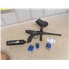 Image 1 : Paintball Gun + CO2 Cartridges
