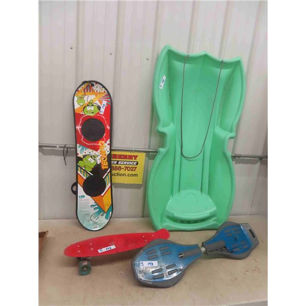 2 Sleds + 2 Skateboards