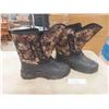 Image 1 : Pair of New Camo Waterproof Winter Boots Sz 11