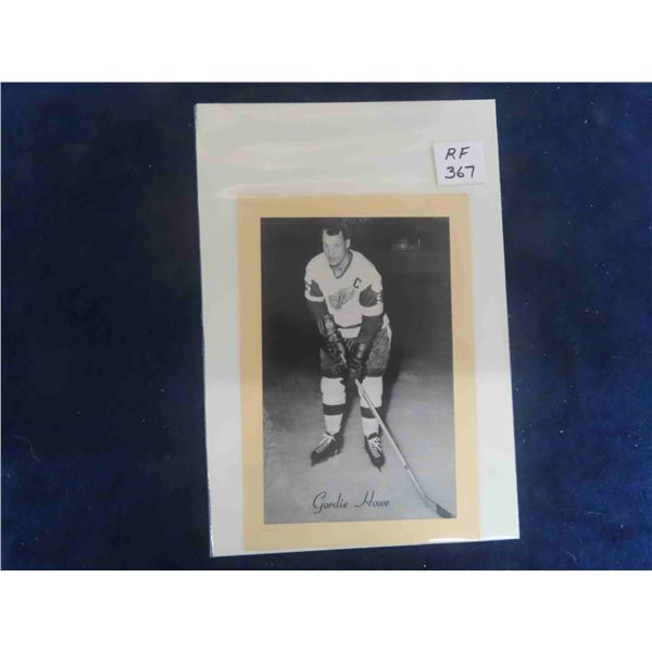 Beehive Hockey Photo Gordie Howe Detroit Red Wings Away Jersey with C - GRP 2