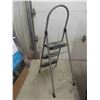 Image 4 : 3 Step Step Stool + 3 Pole Extensions