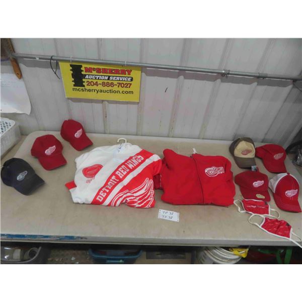 Detroit Red Wings ; (7) Ball Caps, Zippered Hoodie Sz 2XL & Hoodie Sz 3XL 