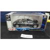 Image 1 : 2005 Chrysler Die Cast Car