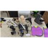 Image 1 : Blow Dryers, Straighteners, Men's Razors, Columbia Sz 9 Ladies Boots, Knick Knacks,