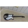 Image 1 : Harmony 6 String Electric Guitar
