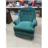 Image 1 : Living Room Button Back Swivel Chair