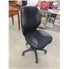 Image 1 : Office Chair - Swivel