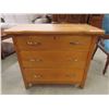 Image 1 : 3 Drawer Dresser 17" x 28" x 32" 