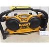 Image 3 : DeWalt Job Site Radio + 18V Charger Combo