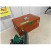 Image 6 : Craftsman Power Sander with Wooden Case