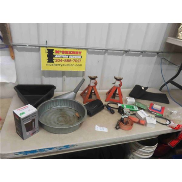 2 Stabilizer Jacks, Funnel, Oil Catch Pan, Car Heater, Load Ratchet Straps, Small