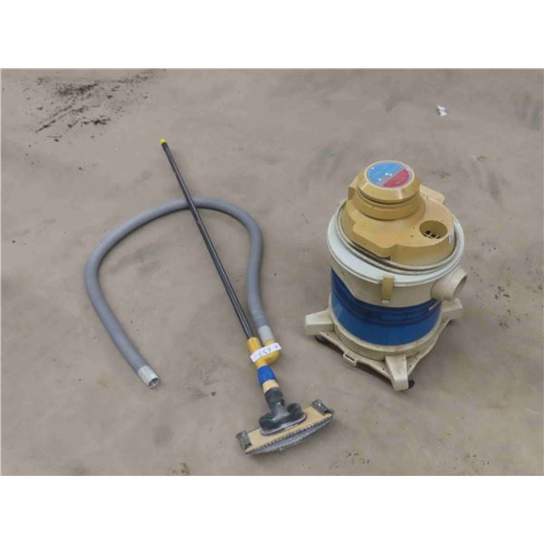 Shop Vac + Drywall Sander Vacuum Attachment