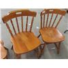 Image 6 : 6 Matching Wooden Kitchen Chairs