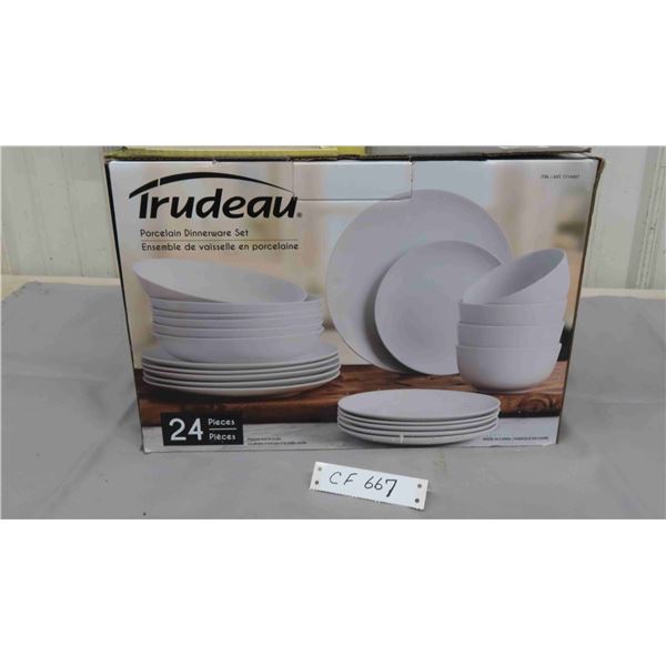 New Trudeau Porcelain Dinnerware Set - 24 pcs 