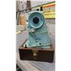 Image 3 : Singer Sewing Machine with Case