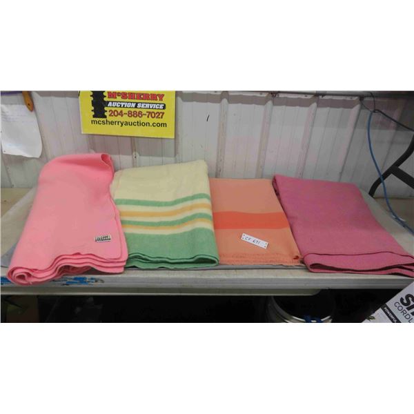 4 Wool Blankets