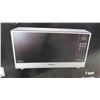 Image 3 : New in Box Panasonic NN-ST775S 1.6 cu. Ft. Microwave Oven