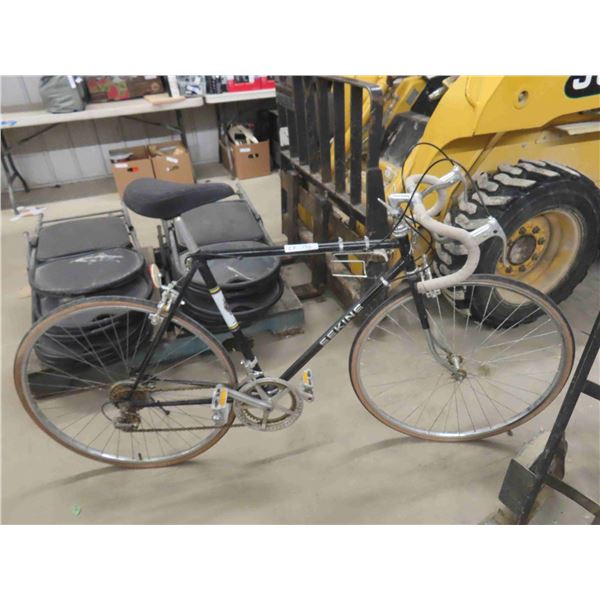 Sekine Variable Speed Pedal Bike with 27" Tires