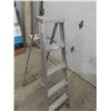 Image 2 : Aluminum Step Ladder 56" Tall