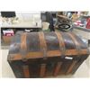 Image 3 : Round Top Trunk 17.5" x 21" x 32" 