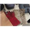 Image 4 : Welding Helmet, Gloves, Apron, 4 x 6 Blanket, Tank Holder 
