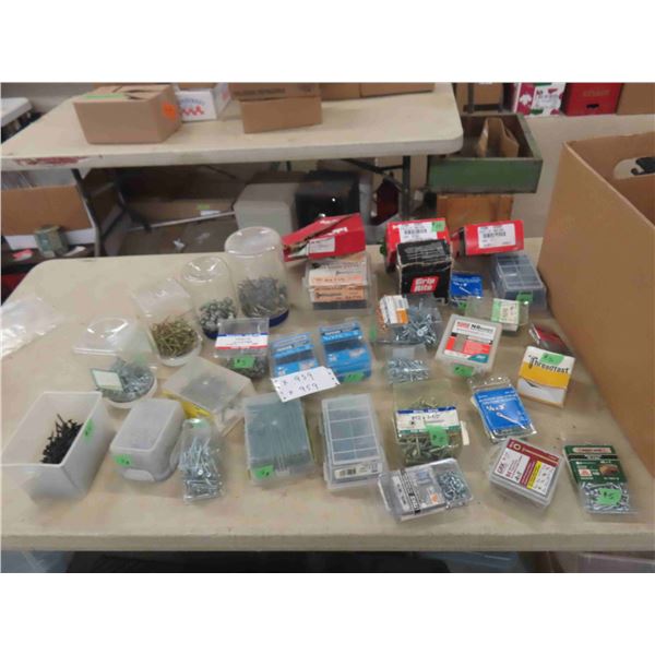 Quantity of Screws in Package to Size, Smaller Bolts + Screws ; Deck, Drywall, Wood, 