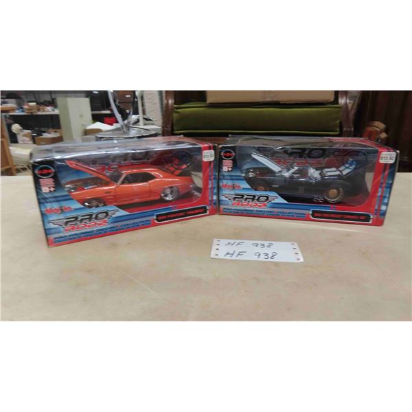 New in Box 1969 Firebird & 1968 Camaro SS Diecast Cars Scale 1:24
