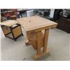 Image 3 : Router Table on Casters 35'' x 30'' x 24'' , Shop Stand 25'' x 27'' x 20''