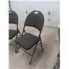 Image 2 : 4 Folding Chairs with Soft Upholstered Seat