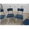 Image 3 : 6 Heavy Waiting Room Chairs