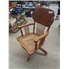 Image 5 : Oak Office Chair Hard Cane Seat