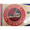 Image 8 : 1982 Winnipeg Jets Signed Mini Pennant